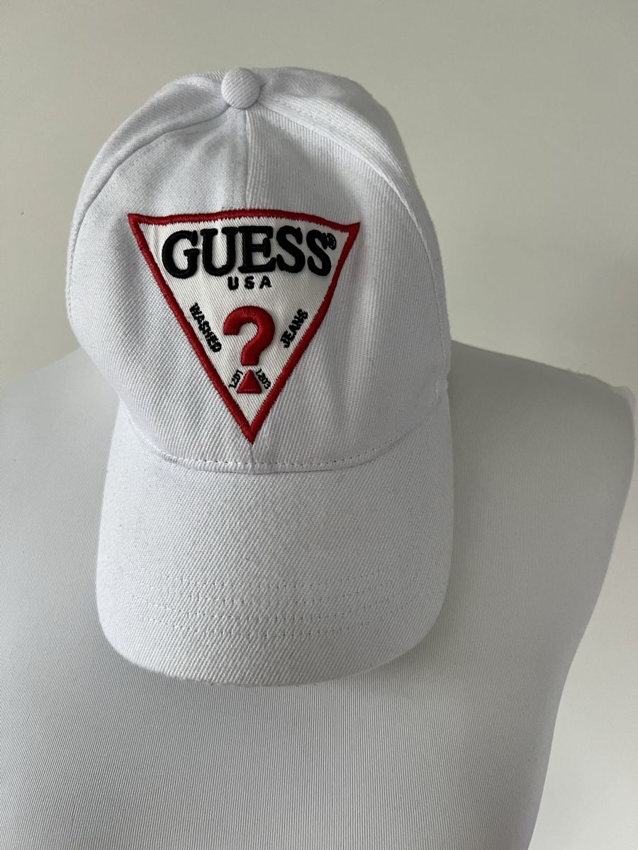 Guess Sonstige Damenmode: Guess Cap, Weiss, Grösse One Size, Neuwertig – Gebraucht aus zürich von kira.jj