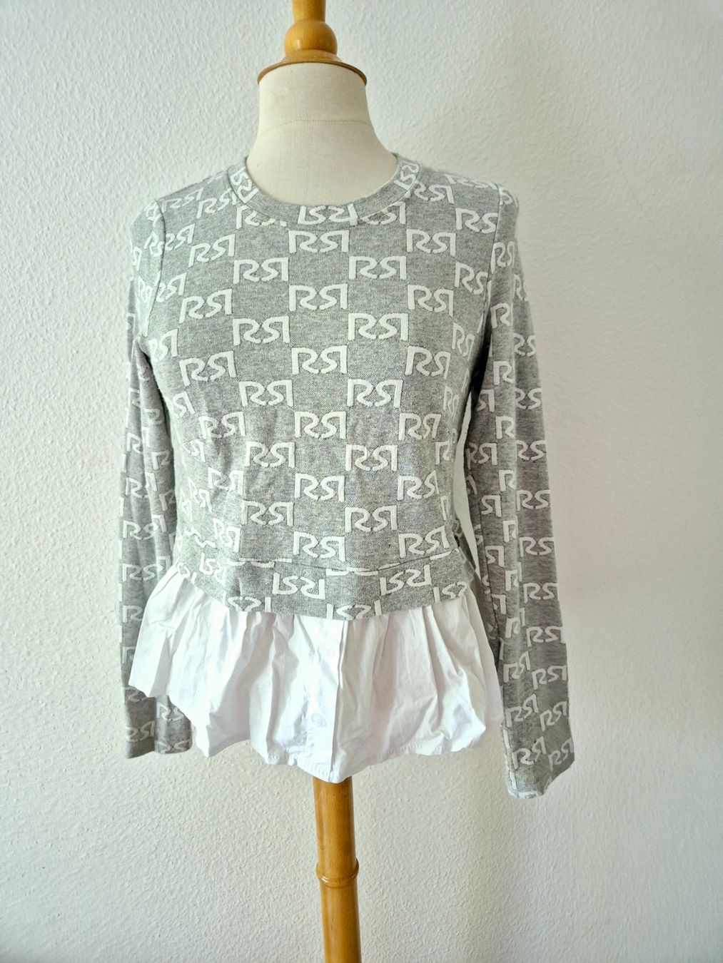 Pullover & Sweatshirts: RINASCIMENTO PULLOVER PULLI S 36 , TOP ZU JEANS HOSE ROCK – Gebraucht aus Elsau von the-colorful-side 4