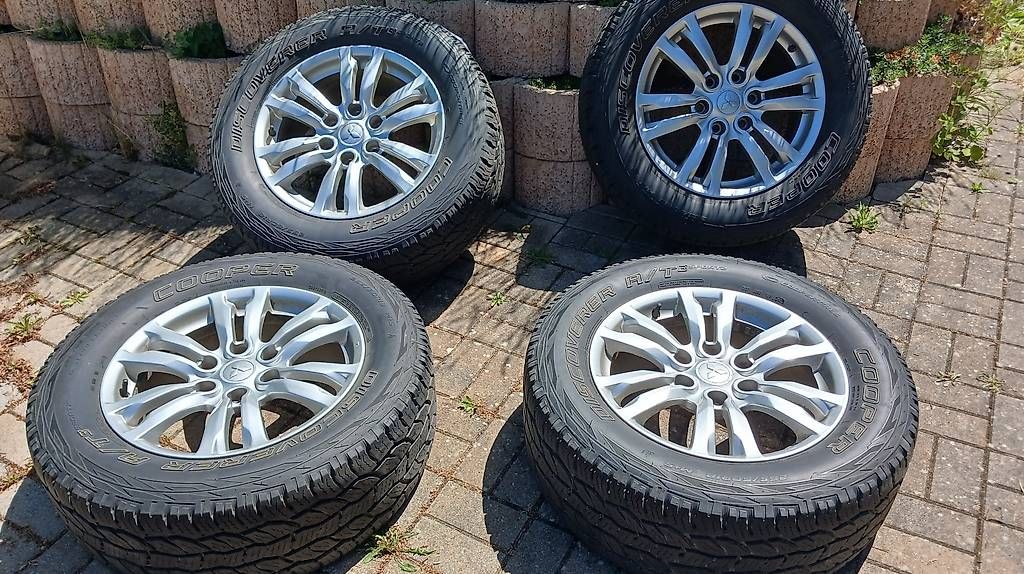 Mitsubishi Pneumatici & Ruote complete: Roues Mitsubishi Pajero – Usato da Avenches venduto da gab_8s5c