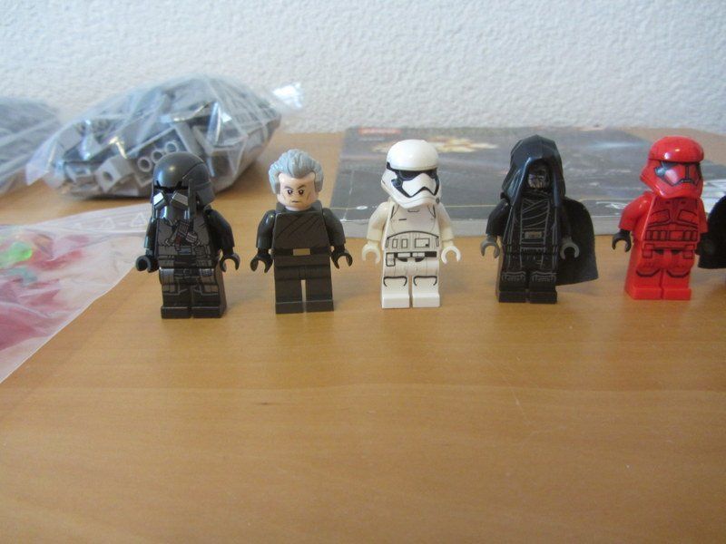 Lego Baukästen: LEGO Star Wars 75256 " Kylo Ren's Shuttle " – Gebraucht aus Kreuzlingen von Han-Solo-68 8