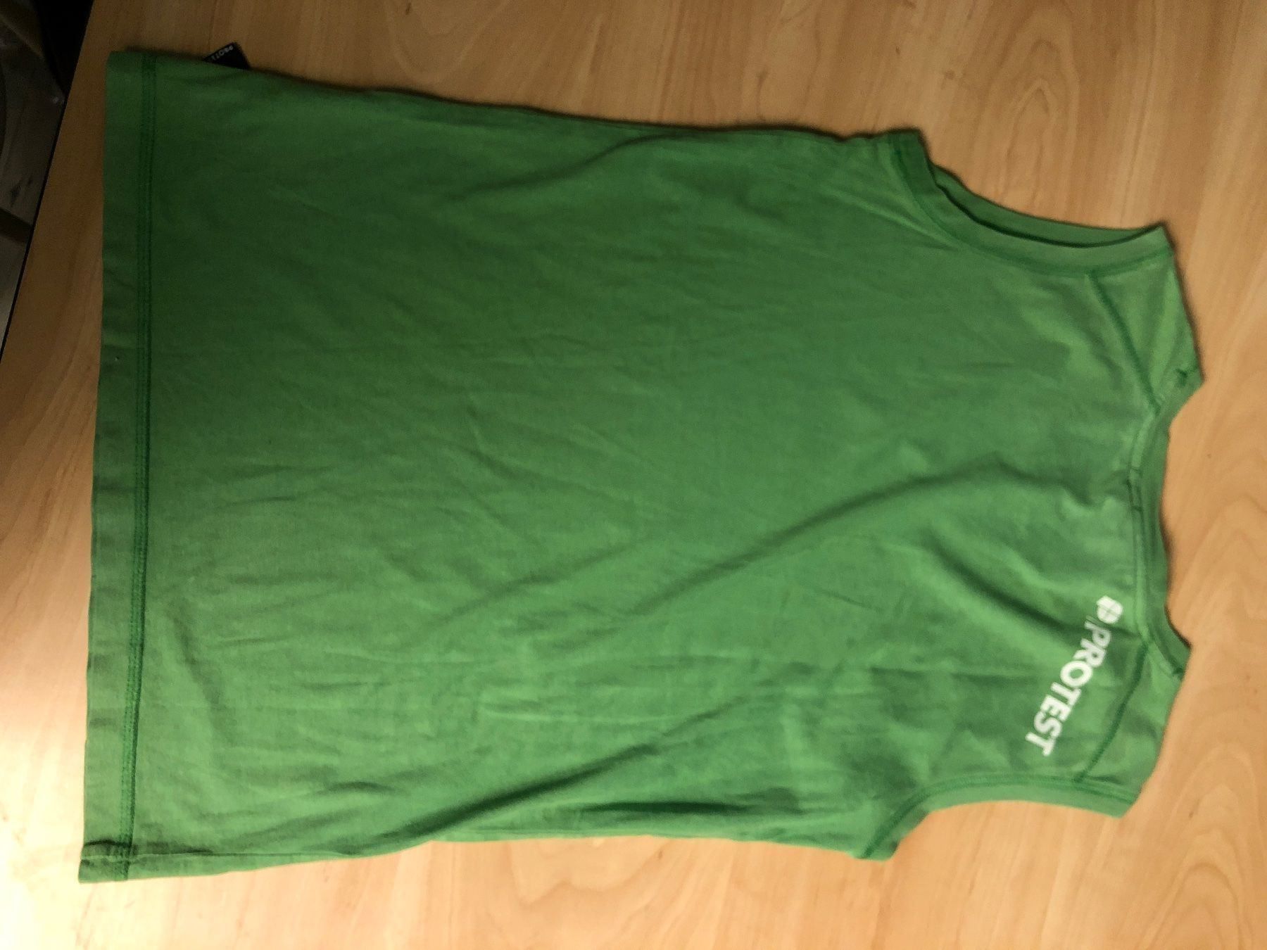Camicie, T-shirt & Polo: Protest Top Gr.164 – Usato da Obergerlafingen venduto da cabo4 2