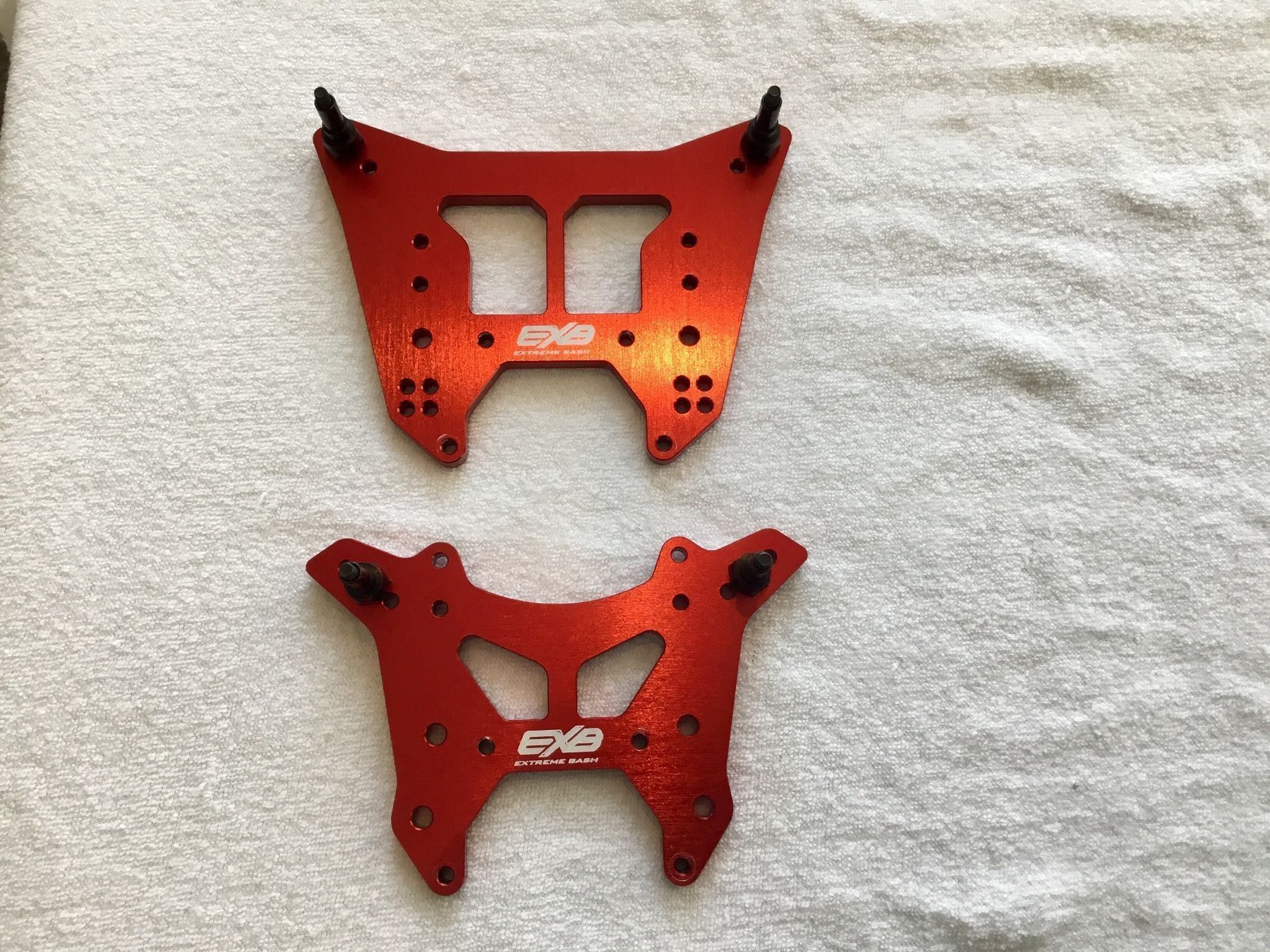 Arrma RC Modellbau: Arrma Kraton EXB 1:8 Dämpfer-Brücken – Neu (gemäss Beschreibung) aus Büsserach von Swissbluesmobile