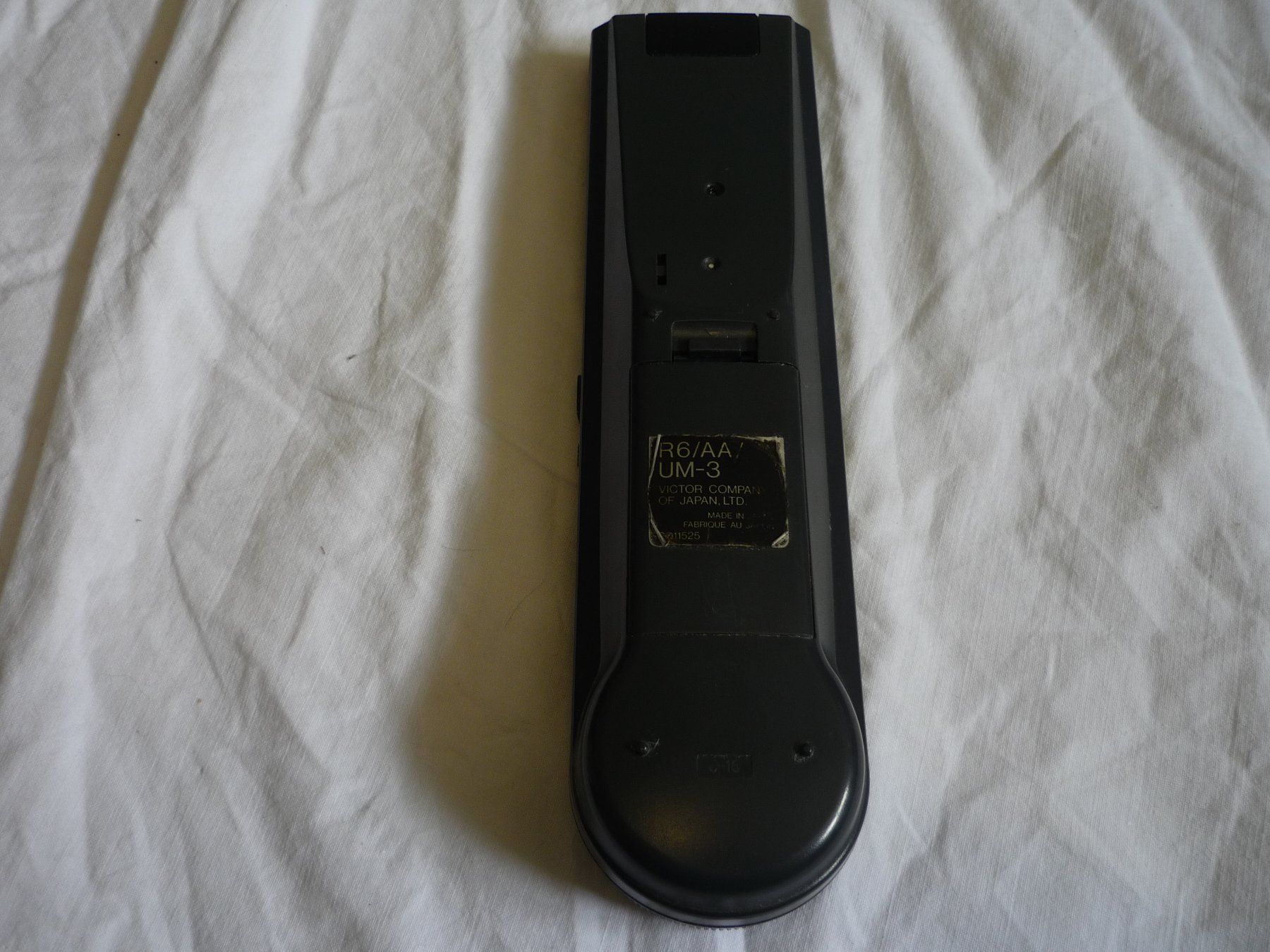 JVC Telecomandi: Fernbedienung JVC Multi Brand Player Remote control UM-3 – Usato da Beringen venduto da Flatretriever 1