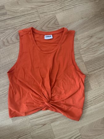 Orangenes Cropped Top mit Taillensitz Gr M