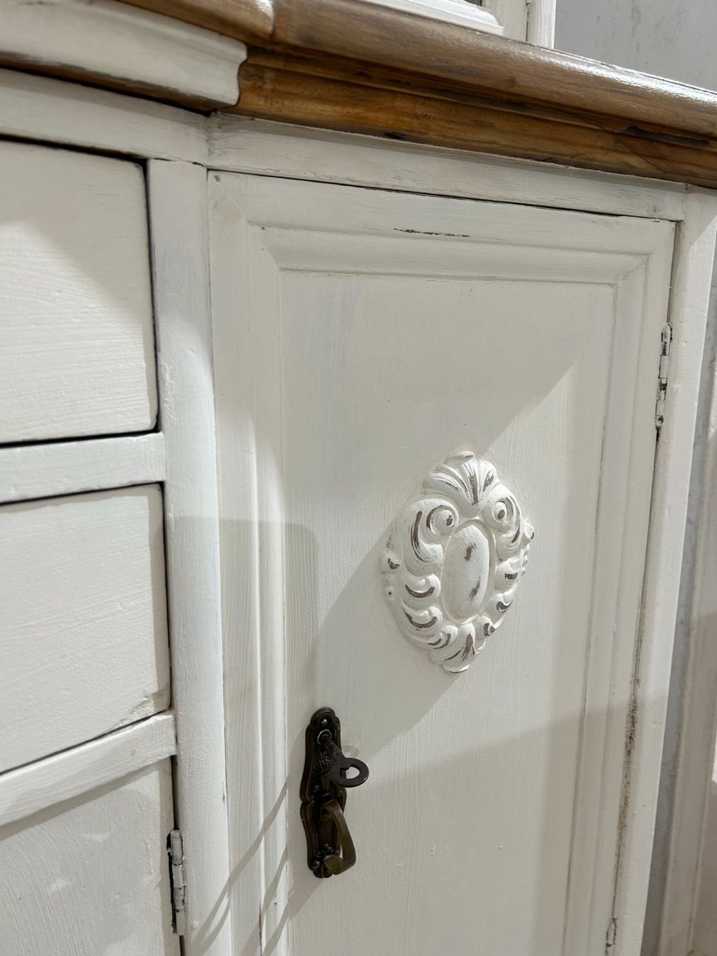 Büffets: Küchenbuffet Schrank Vitrine Eiche antik weiss vintage – Gebraucht aus Gränichen von boernies01 8