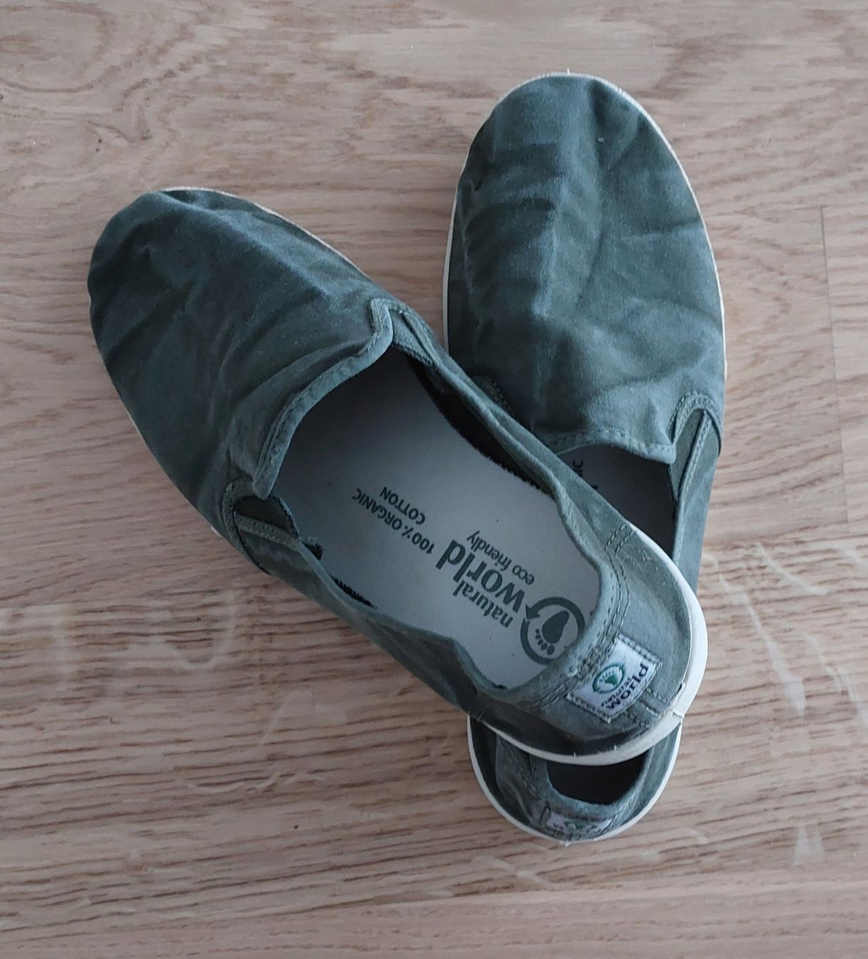 Scarpe da donna: Stoffschuhe – Usato da Bellach venduto da bri_m8rs
