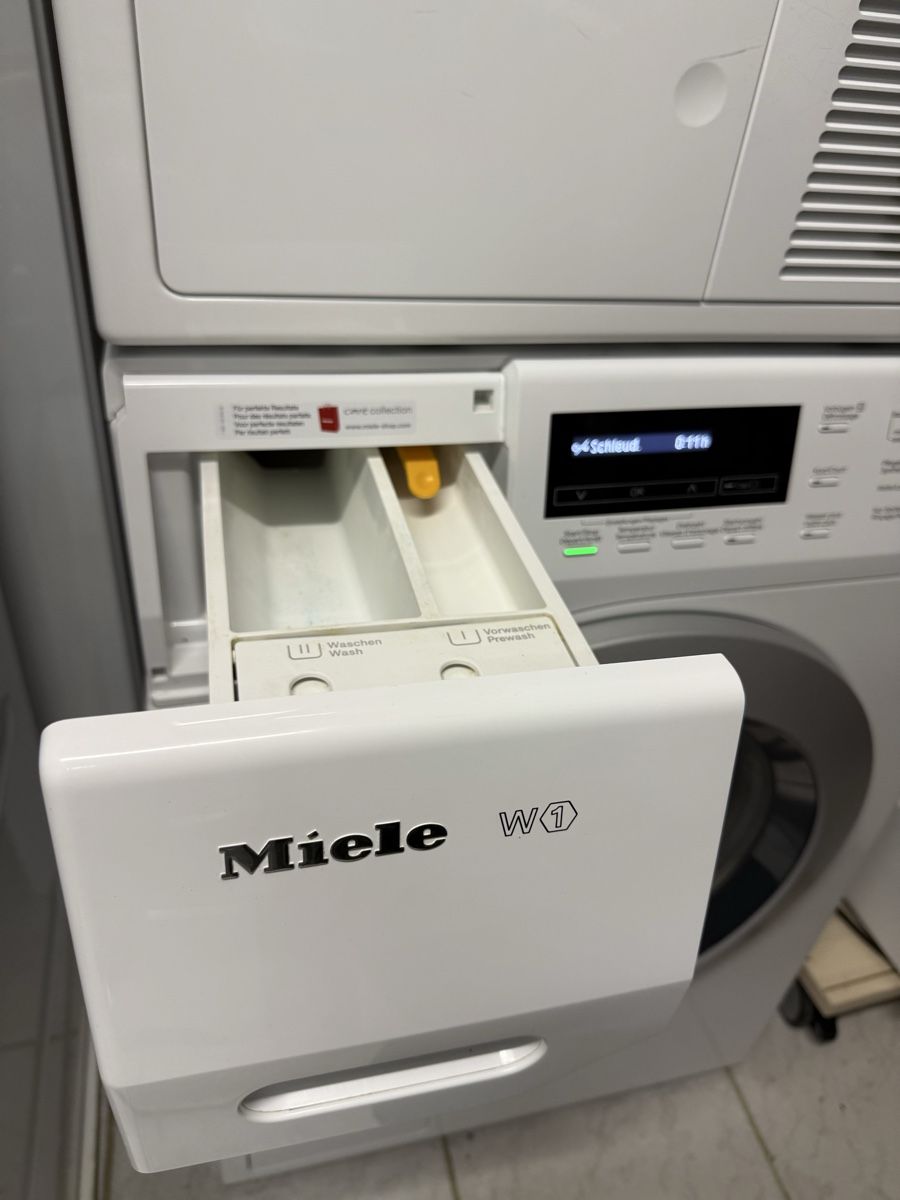 Miele Lavatrici: Miele Waschturm 8Kg A+++ – Nuovo (secondo la descrizione) da Kilchberg ZH venduto da Rei_9 8