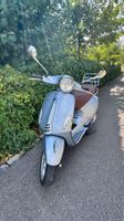 Vespa Primavera 125cc Gris clair état excellent 2022