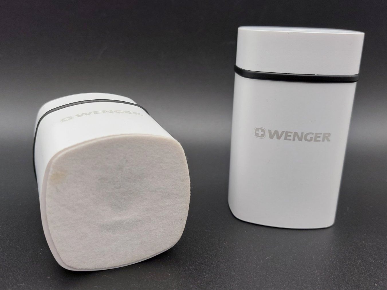 Wenger Couteaux de poche: Wenger Ausstellungssockel – Neuf (Voir description) à Hellbühl par 30R_R30 1