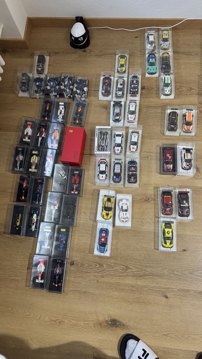 Modellini d'auto: Sammlung ca. 200 Modellautos 1:43 Porsche, LeMans, etc. – Usato da Dübendorf venduto da lilmissprincess 1