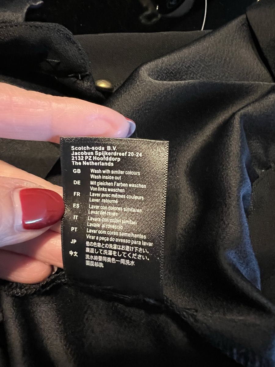 Maison Scotch Jumpsuits: Schwarzer Scotch & Soda / Maison Scotch Jumpsuit – Neu (gemäss Beschreibung) aus Inwil von 27sonnenschein 7