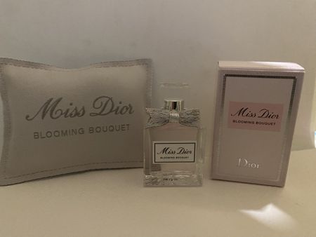 Miniature Miss Dior Blooming Bouquet
