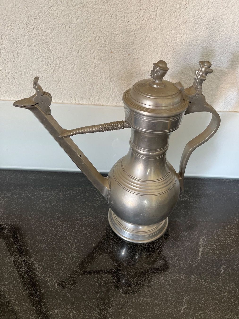 Caraffe: Channe bernoise en étain – Usato da Marly venduto da 21ypsilon