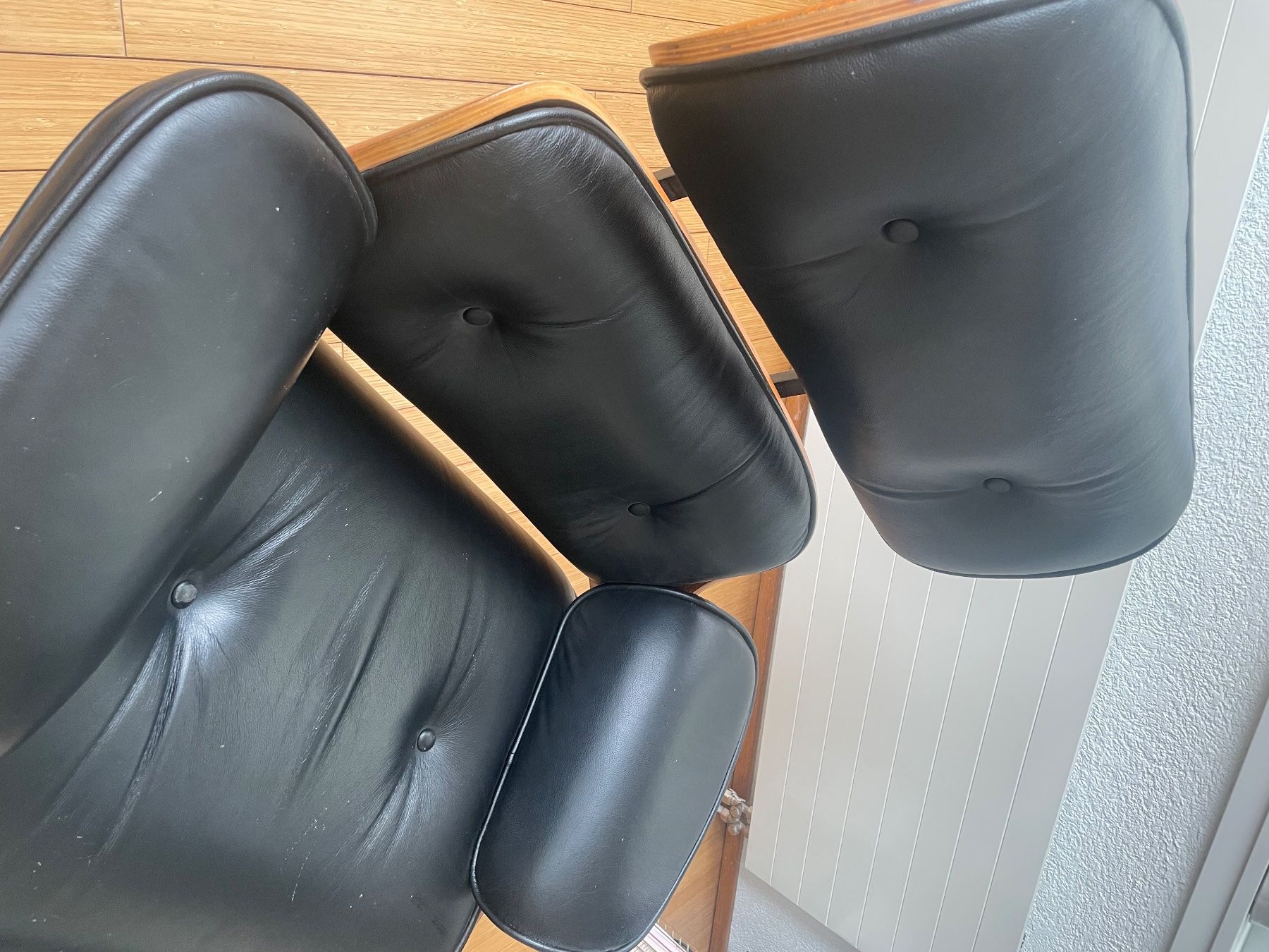 Eames Poltrone: Eames Lounge Chair Replika – Usato da Biel/Bienne venduto da Azrael 6