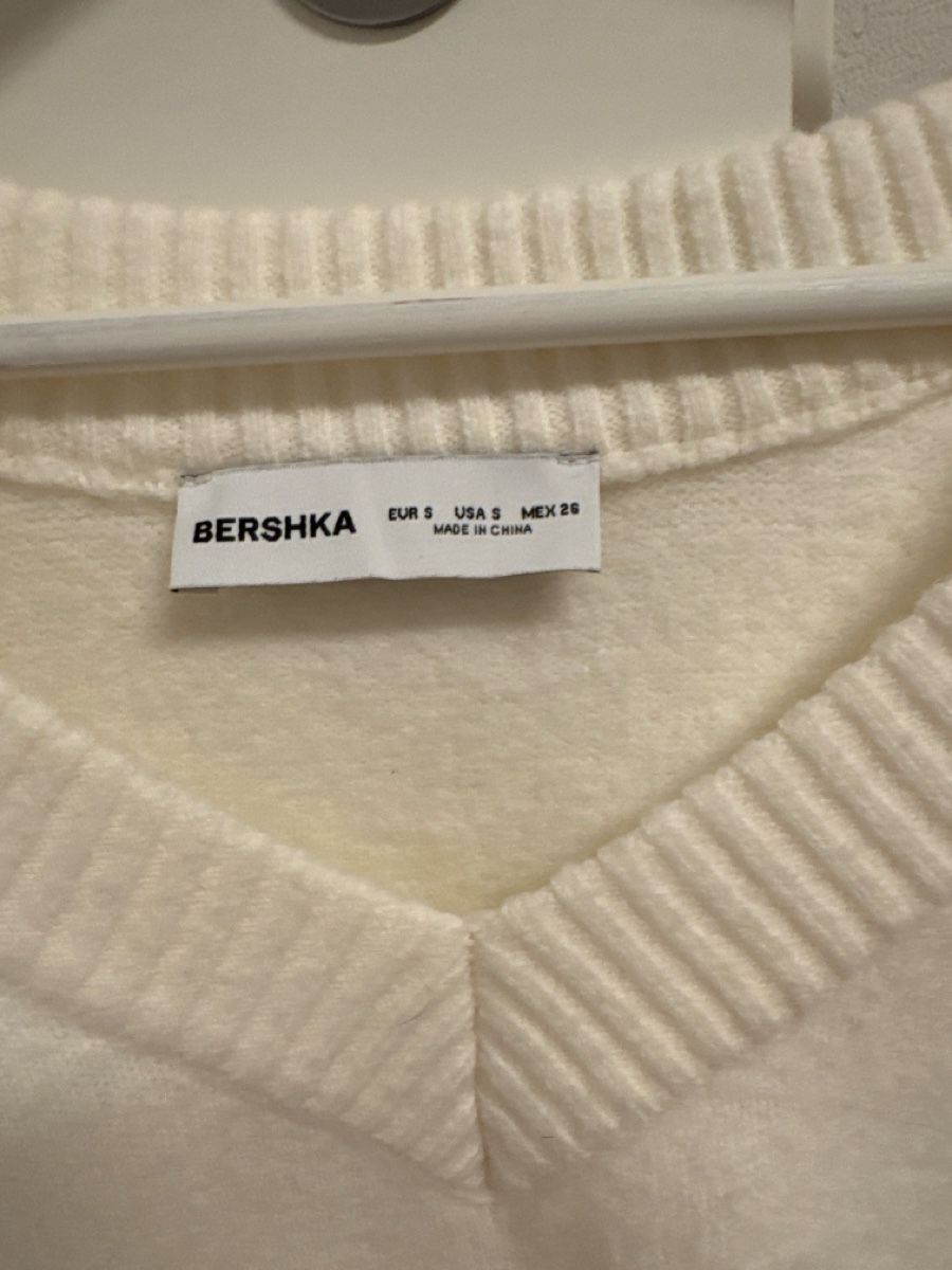 Bershka Maglioni & Felpe: Bershka Strickpullover in Creme – Nuovo (secondo la descrizione) da Menziken venduto da Ranma 2