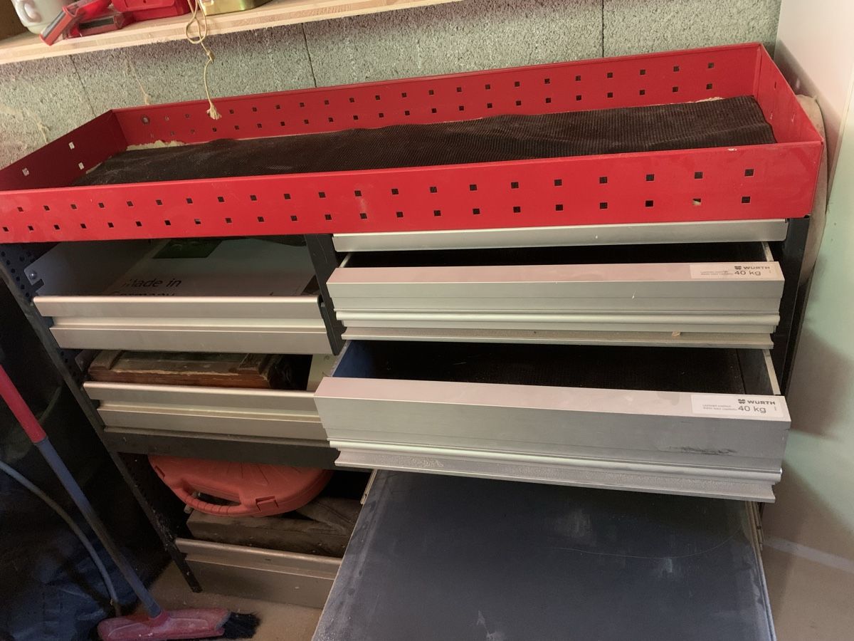 Scaffali: Bloc de module pour aménager un véhicule – Nuovo (secondo la descrizione) da Saignelégier venduto da rom_5l27 2