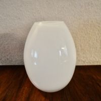 Kugelvase weiss Milchglas rund schlichter Zustand