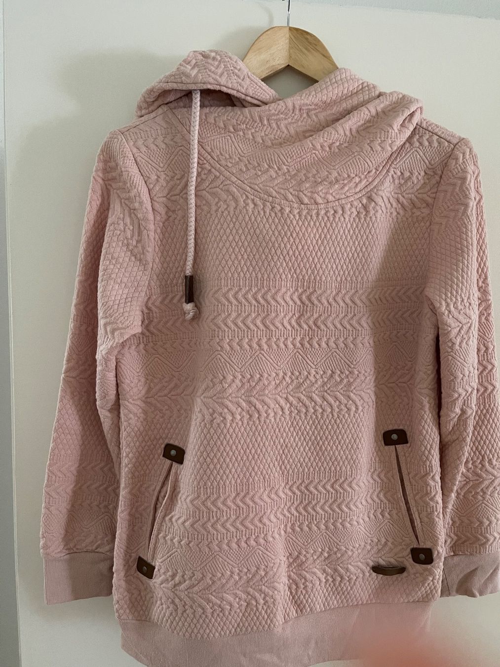 Maglioni & Felpe: Pullover – Usato da Luzern venduto da ard_b2kz