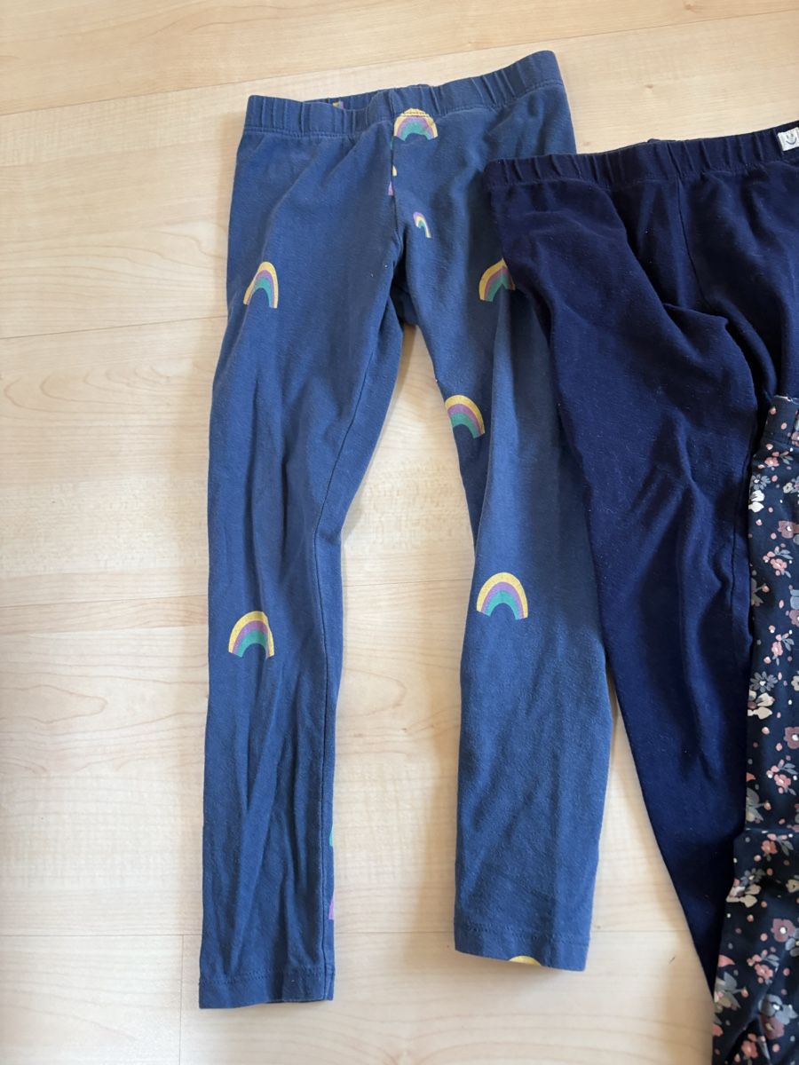 Strumpfhosen & Leggings: Mädchen Leggings 4er Pack Grösse 104 – Gebraucht aus Buchrain von Sisi83 1