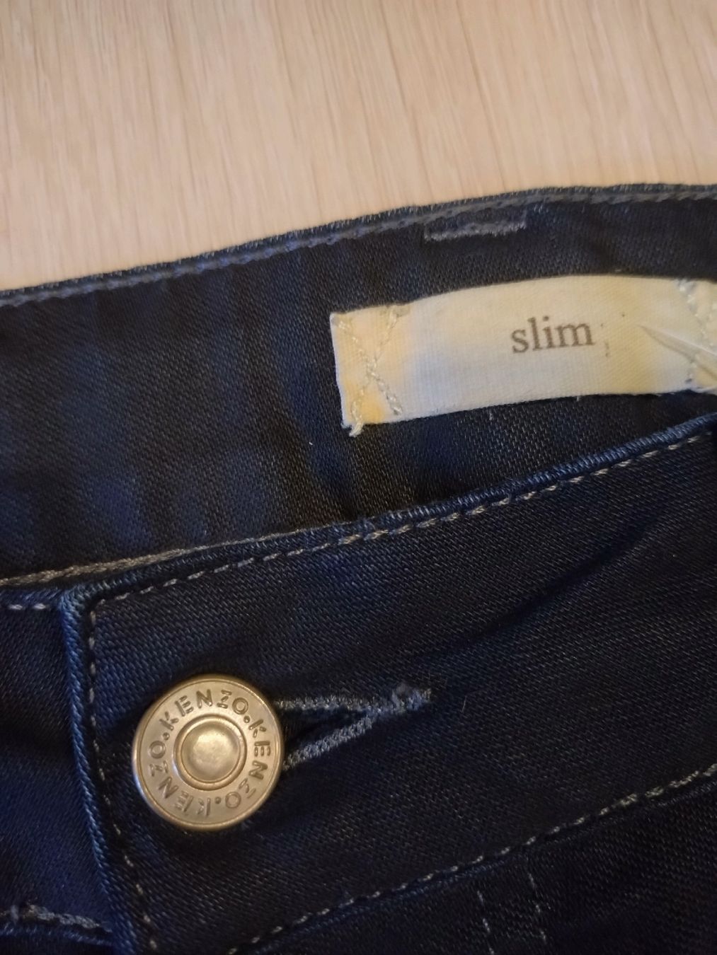 Kenzo Jeans: Kenzo Jeans, Taille US 34-32, Slim Fit – D'occasion à Farvagny-le-Grand par LaCaverne 5