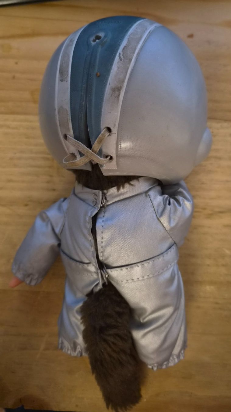 Monchhichi Puppen: Monchhichi Astronaut Puppe mit Helm gebraucht – Gebraucht aus Münchenbuchsee von mausi1966 2