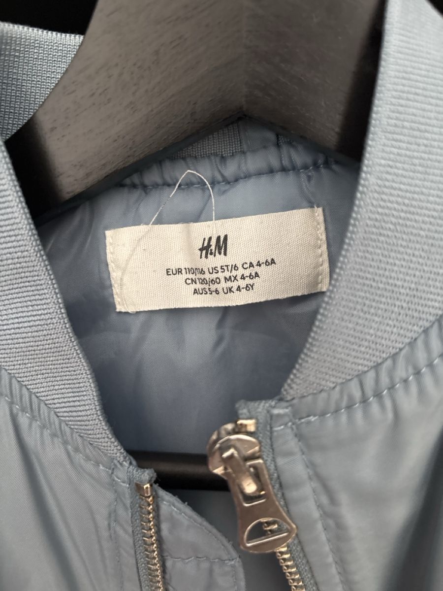 H&M Jacken & Mäntel: H&M Jacke, hellblau, Gr. 110, Top Zustand! – Gebraucht aus Salenstein von sehrgut 1
