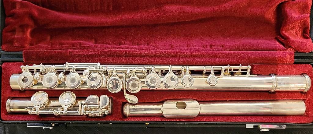 Yamaha Strumenti musicali: Querflöte Yamaha 471 Vollsilber – Usato da Zürich venduto da Musikfreak21