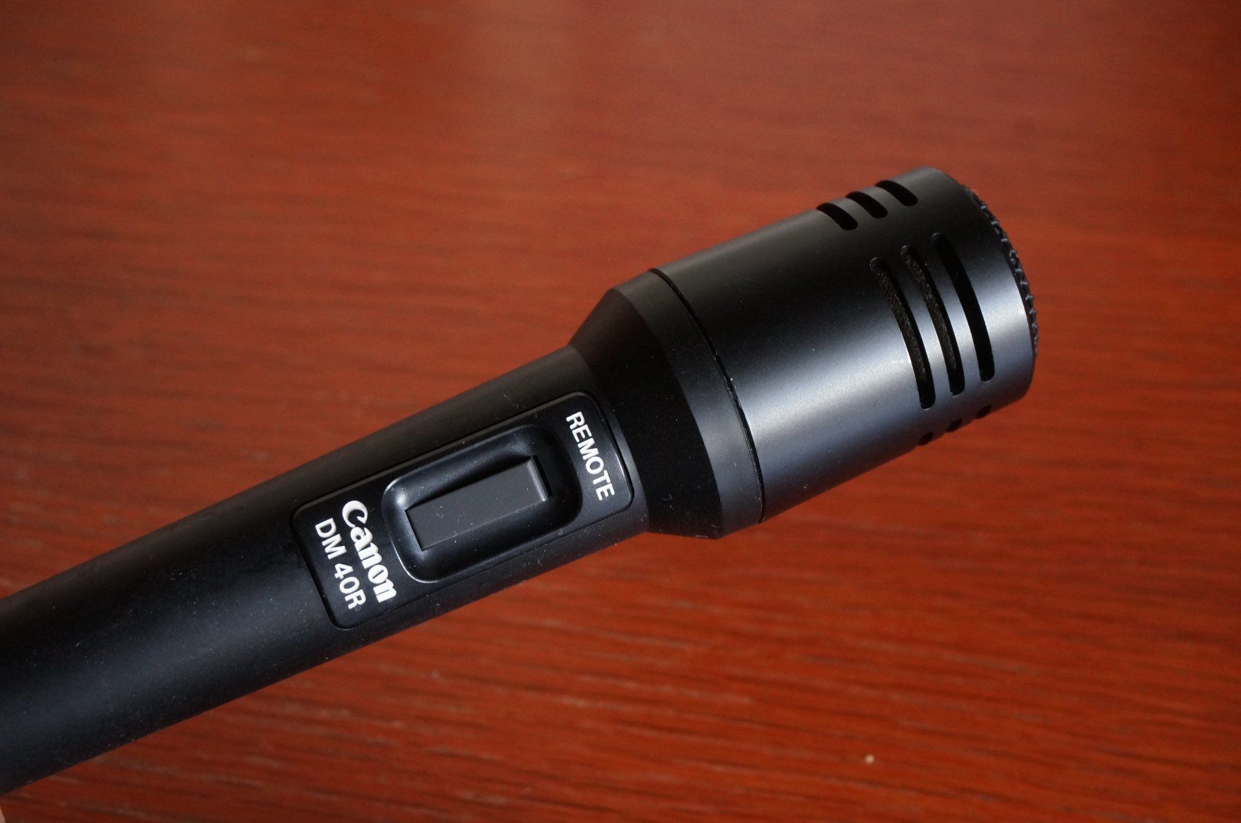 Canon Microfoni: Canon DM 40R dynamisches Kamera-Mikrofon – Usato da Spreitenbach venduto da Salesmanship 3
