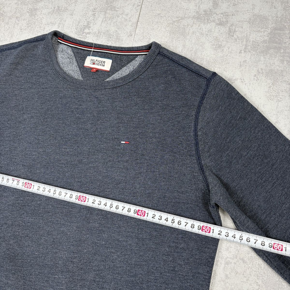 Tommy Hilfiger Pullover & Sweatshirts: Pull Tommy Hilfiger Denim bleu gris - S – Neu (gemäss Beschreibung) aus Hauterive NE von Leo_o 4