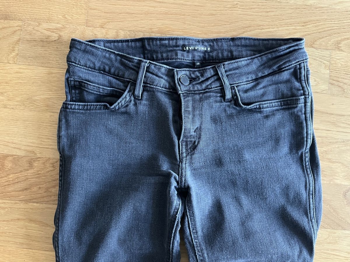 Levi's Jeans: Levi's Jeans, Gr. 28 – Gebraucht aus Frauenfeld von heyLani 1