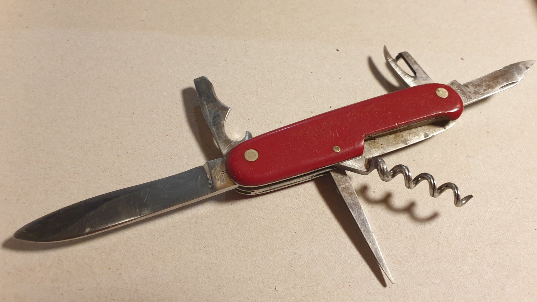 Wenger Coltelli tascabile: Wenger Switzerland Sackmesser Messer – Usato da Val D Illiez venduto da SnowRoof 6