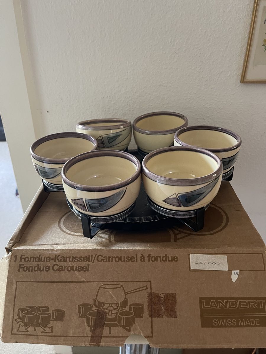 Set di piatti: Fondue-Karussell – Usato da Arlesheim venduto da ren_5d2b