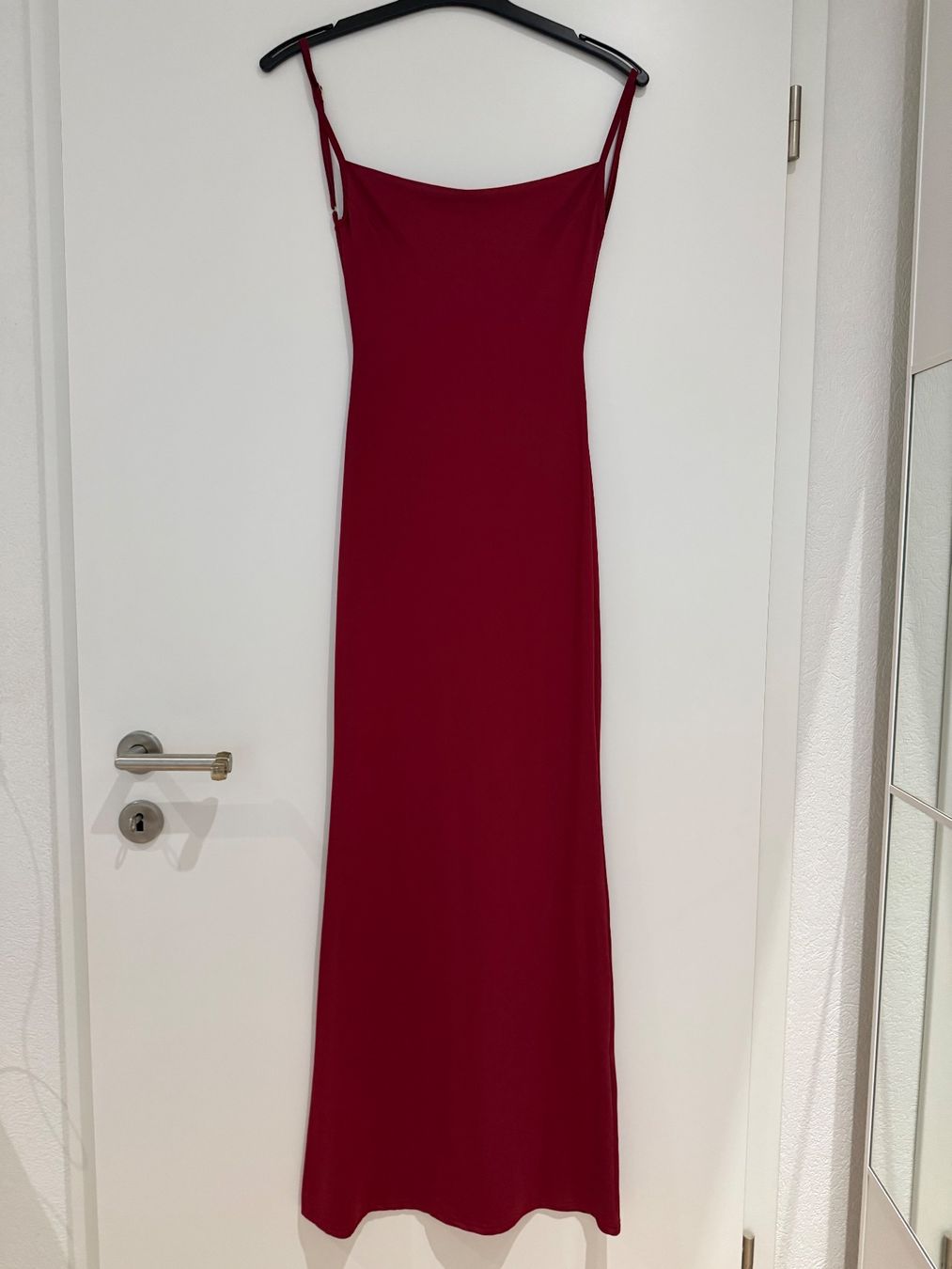 Shein Kleider: Robe dos nu bordeaux – Neu und originalverpackt aus La Chaux-de-Fonds von 19_po