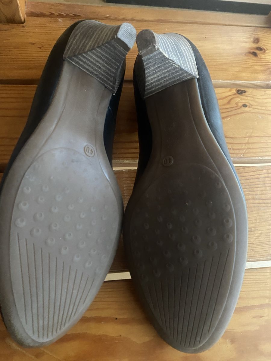 Scarpe da donna: Bata Leder Pump Grösse 40 – Usato da St Gallen venduto da Berta343 4