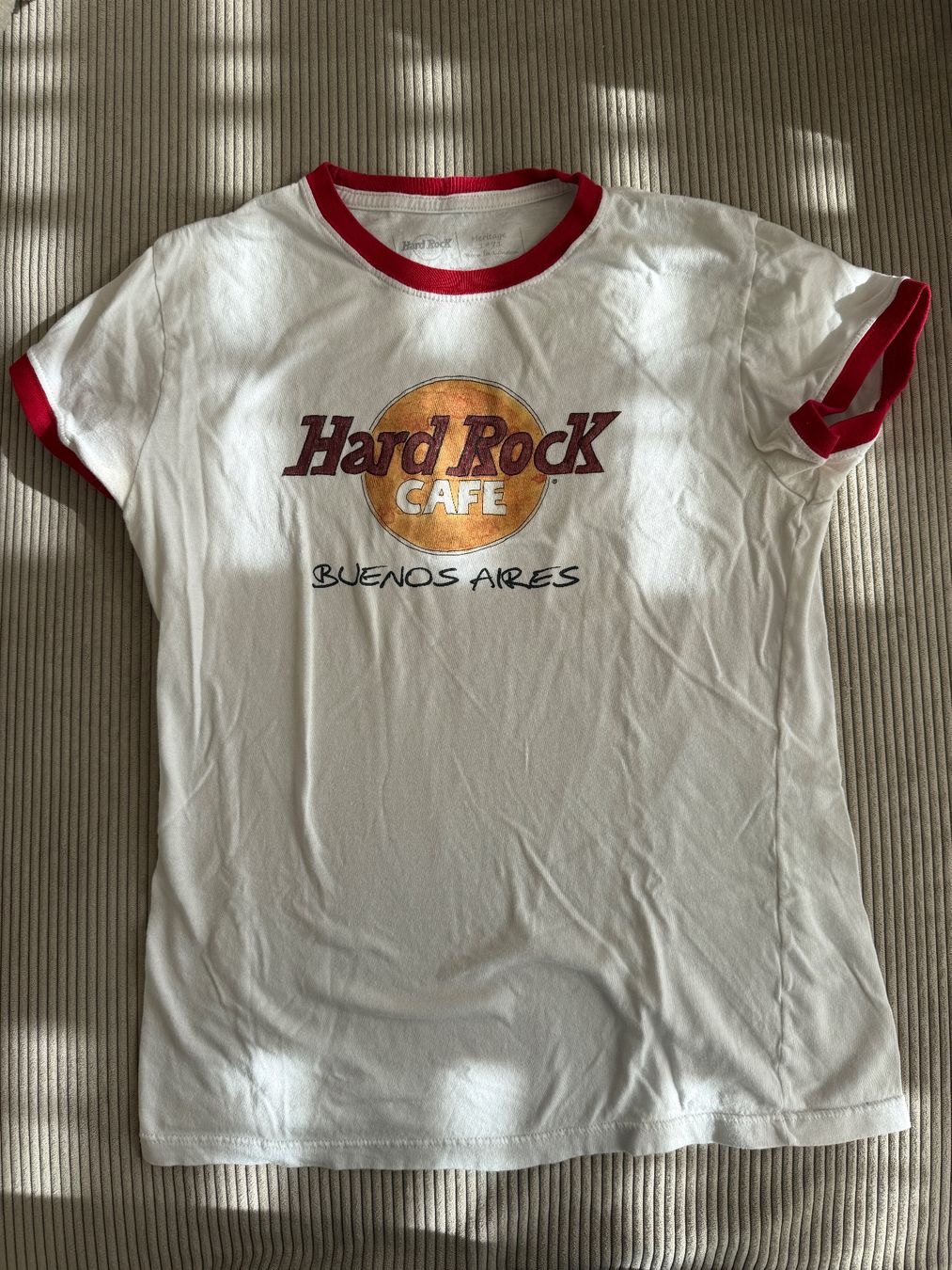 Tops: Hardrock-Café Buenos Aires – D'occasion à Niederrohrdorf par bie_dzz9