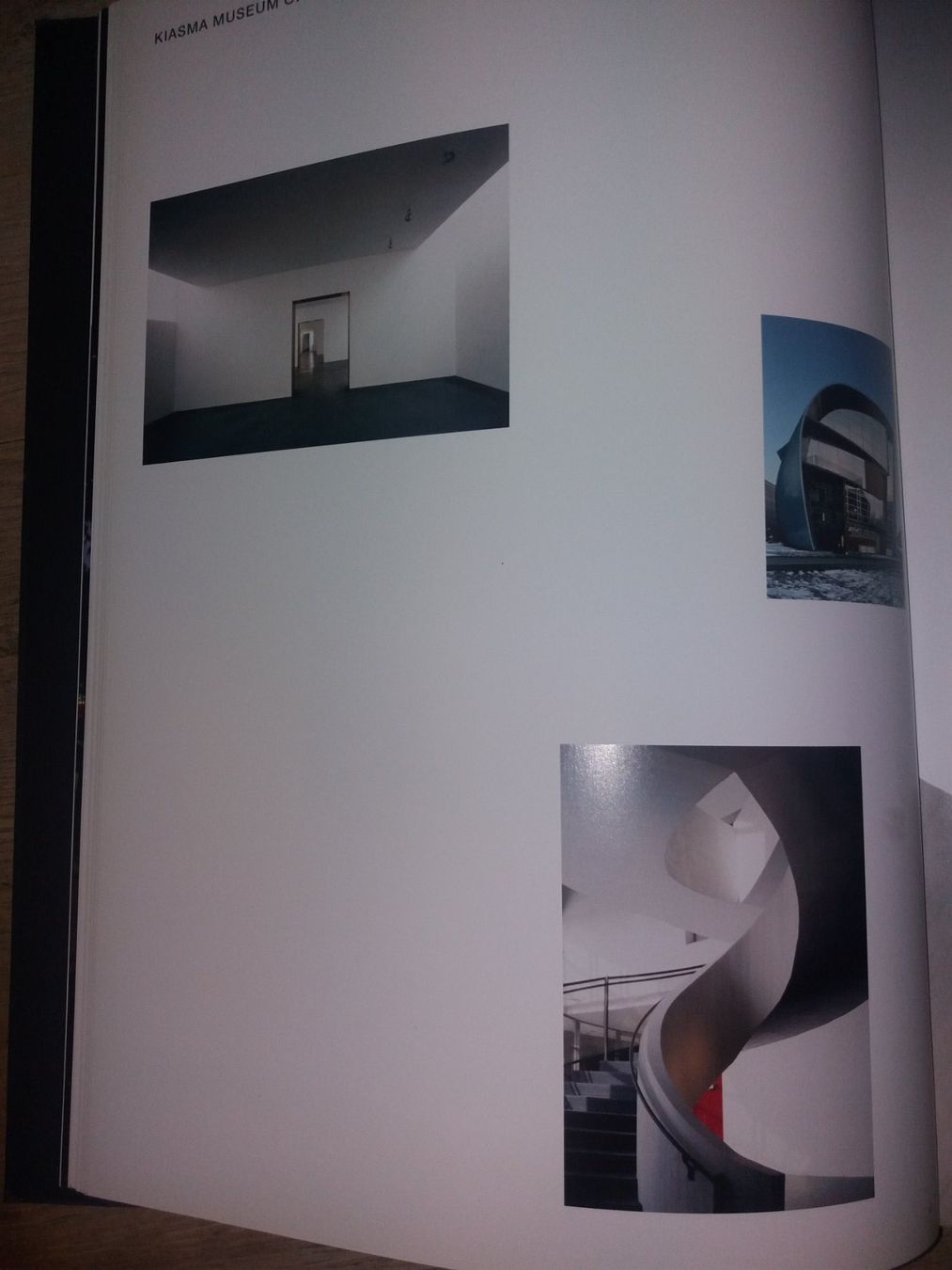 Livres: ARCHITEKTUR    Steven Holl     idee und phänomen – D'occasion à Welschenrohr par Regool 3