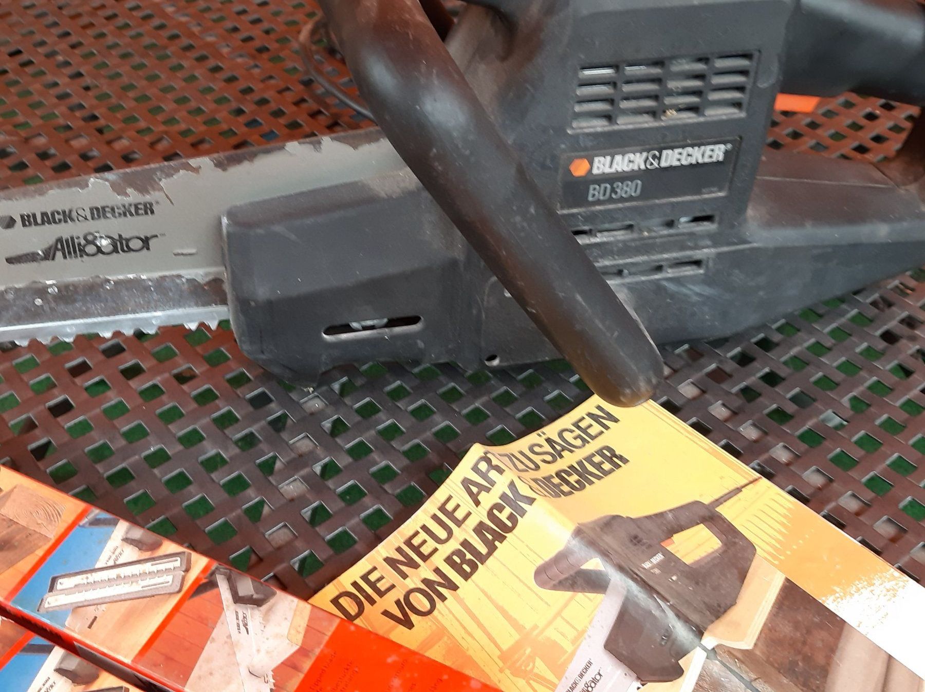 Scies: Black & Decker Elektrosäge – D'occasion à Schlatt TG par Lumpel 3