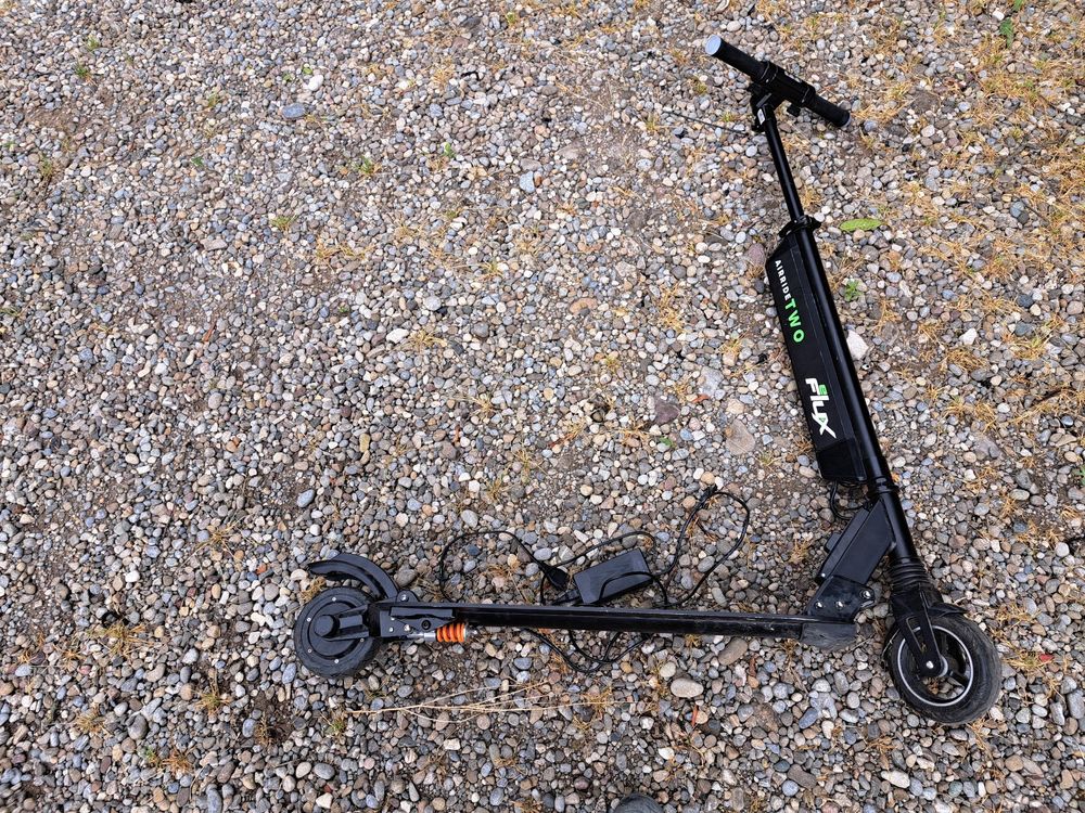 E-Trotti 20km/h für Bastler E-Scooter (Gebraucht) in Hallau für CHF 12 ...