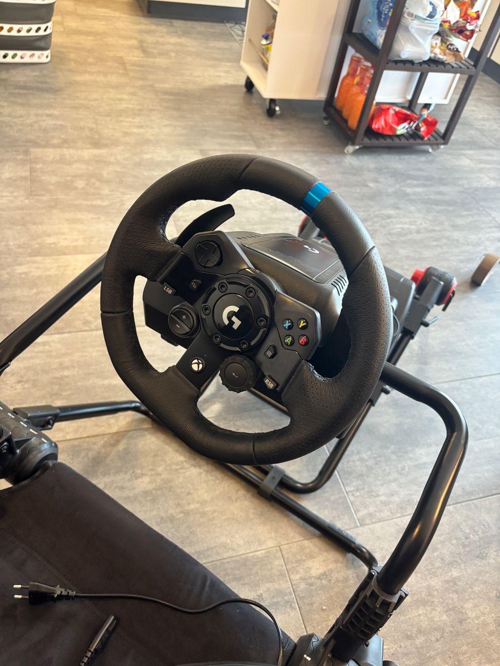 Sistema di controllo: Logitec G923 et Next Level Lite – Usato da Siviriez venduto da Marine.27 3