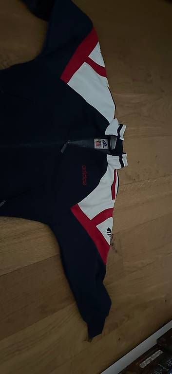 Jacken: Jacke – Gebraucht aus Chur von angelika_s