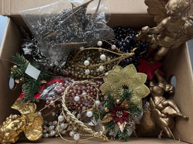 Kits de loisir créatif: DEKOMATERIAL – D'occasion à Honau par sainj