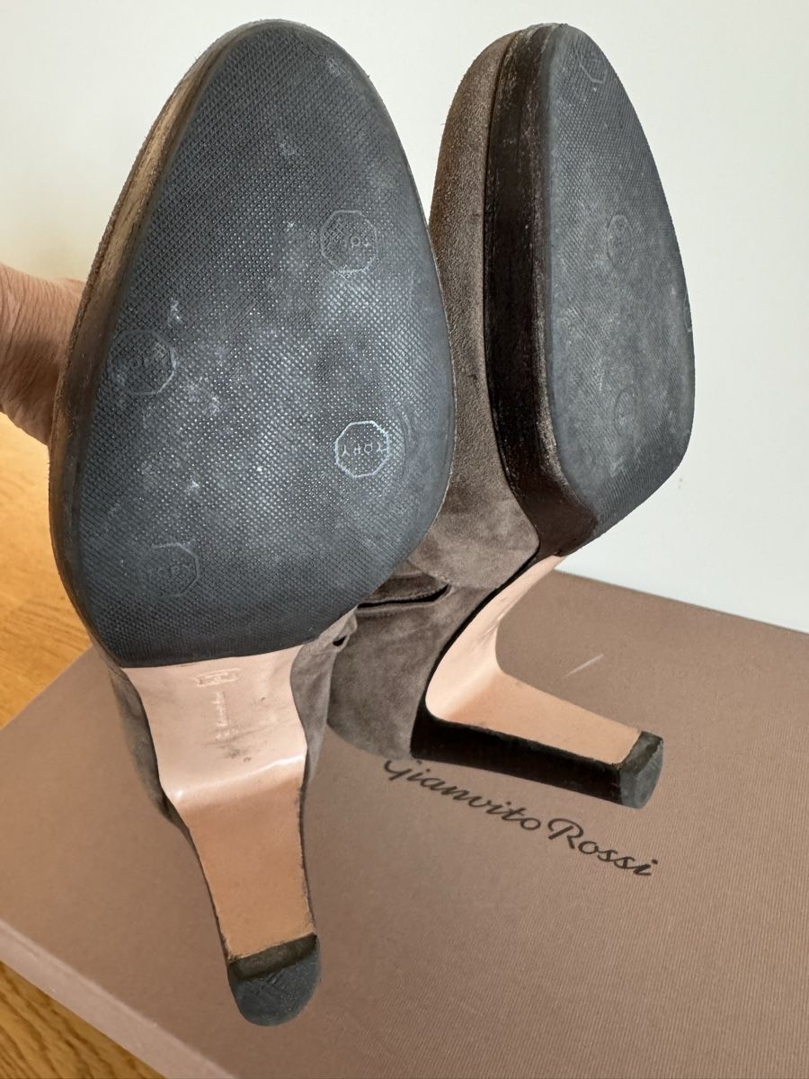 Gianvito Rossi Scarpe da donna: Bottes Gianvito Rossi en daim marron , taille 39.5 – Usato da Morges venduto da sandy069 5