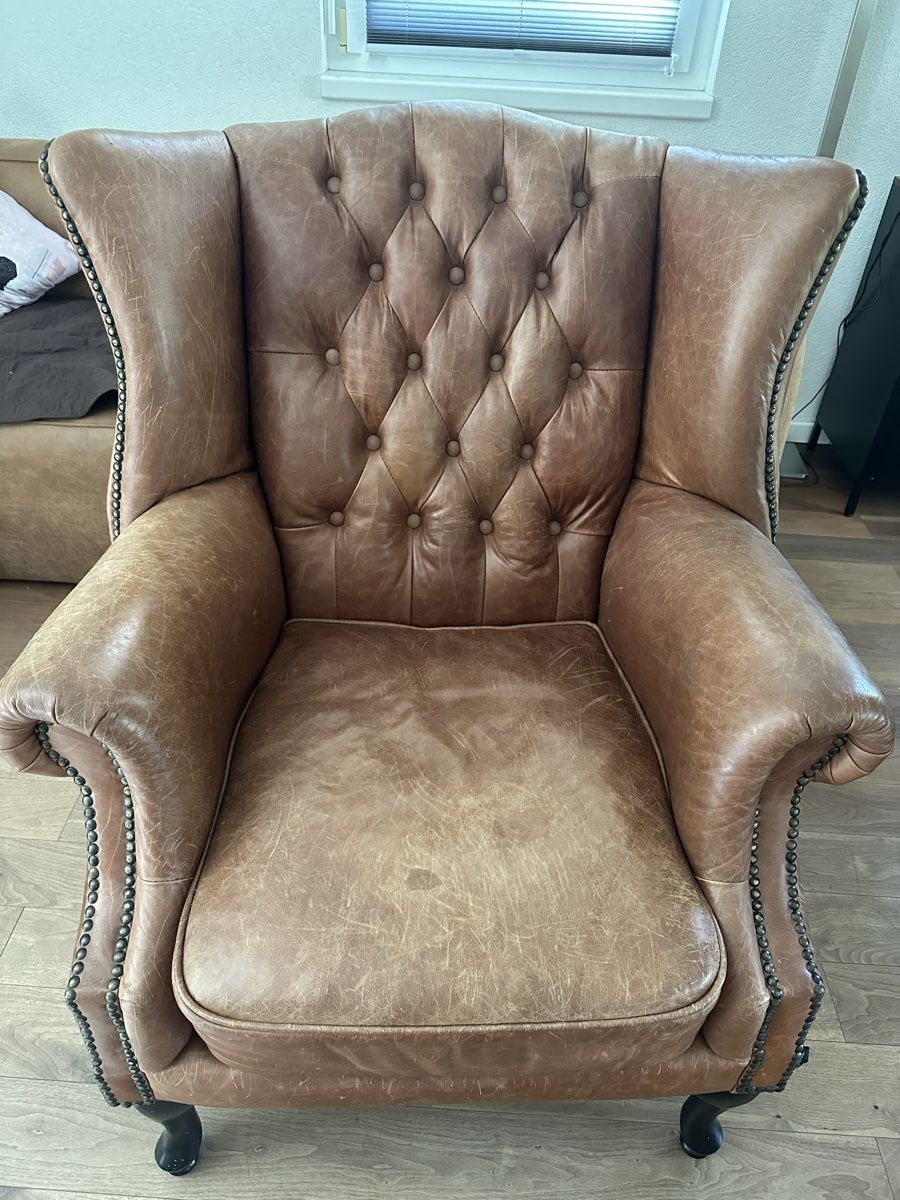 Chesterfield Poltrone: Ledersessel Chesterfield braun gebraucht – Usato da Ormalingen venduto da Scad76