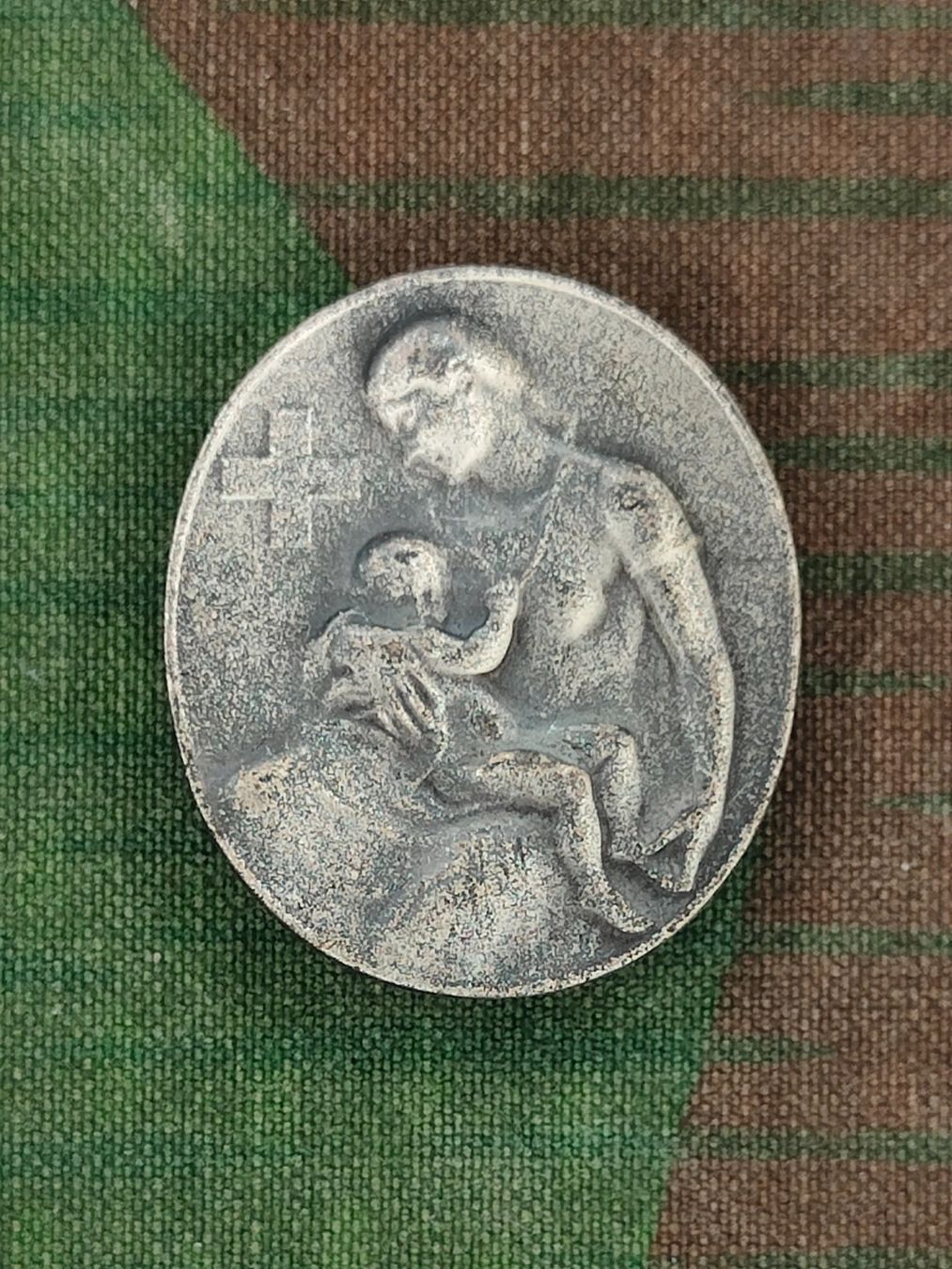 Placchette & Badge: 1. August Abzeichen 1945, Variante 2 – Usato da Bauma venduto da SwissMilitaria