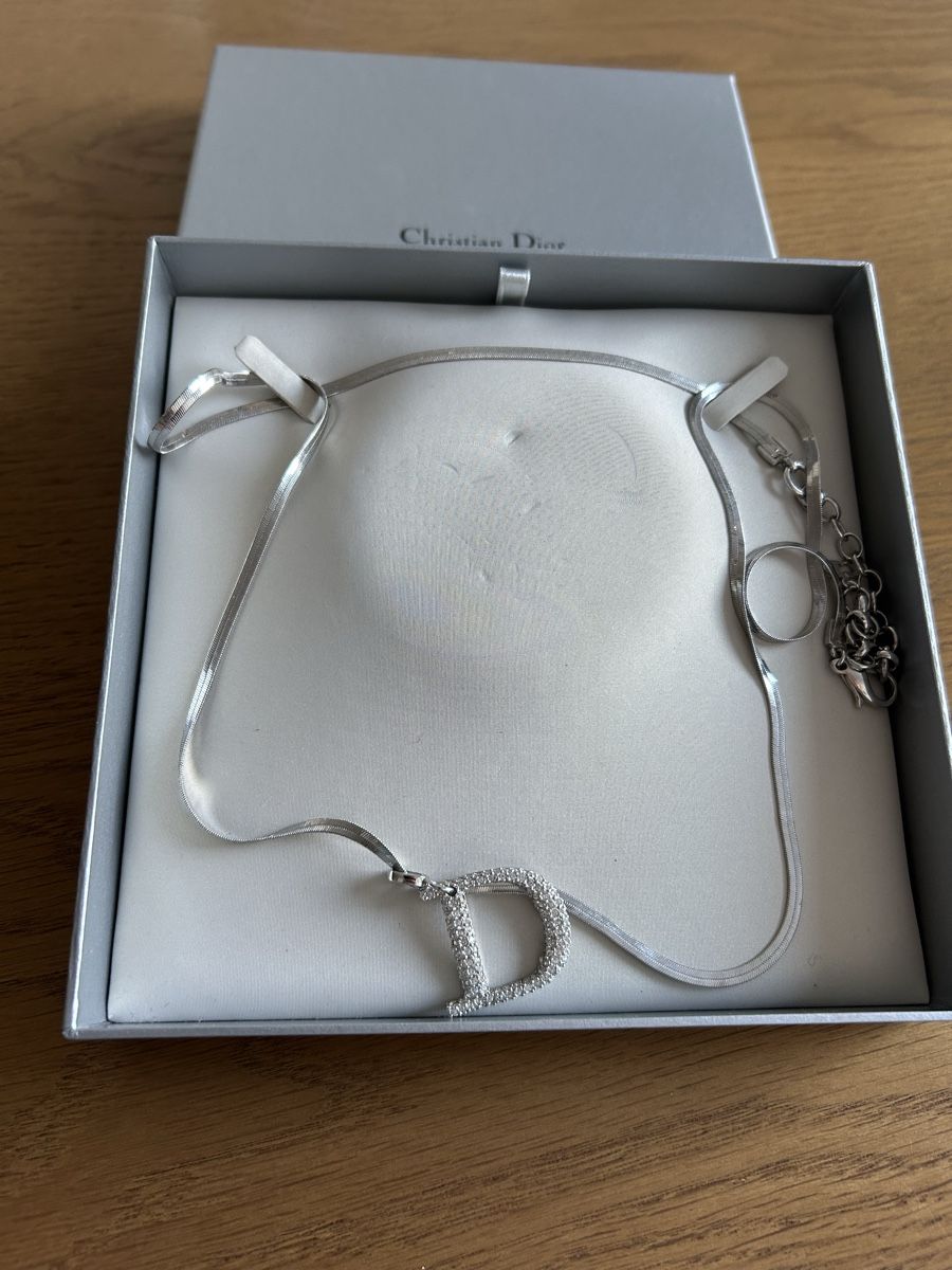 Dior Ketten: Dior Kette – Gebraucht aus Forch von kar_js2l