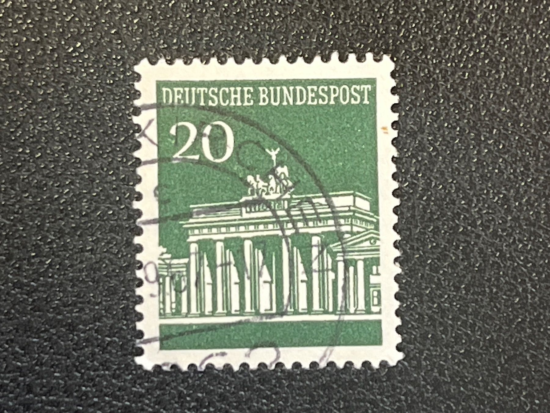Tous les timbres: Deutschland Briefmarke – D'occasion à Chiasso par AzenYa
