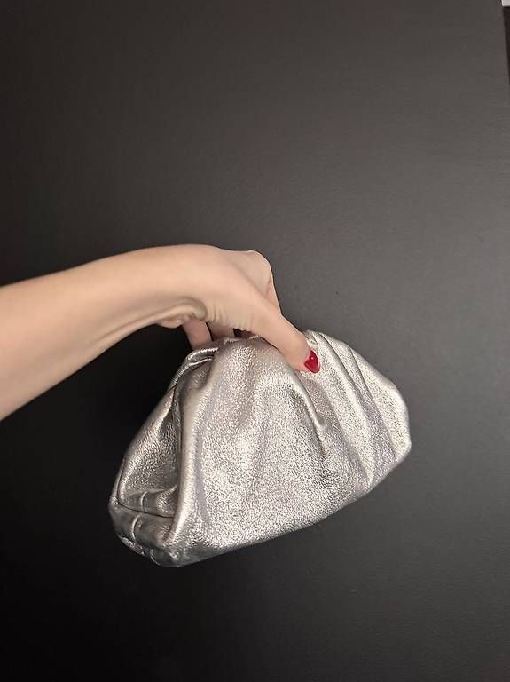 Borse da donna: Borsa argento  – Usato da Muralto venduto da cun_l7ws 1