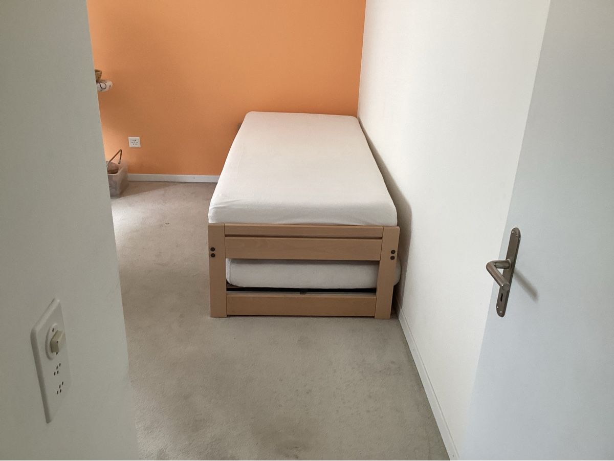 Betten: Doppelbett – Gebraucht aus Dietikon von Gus7 3