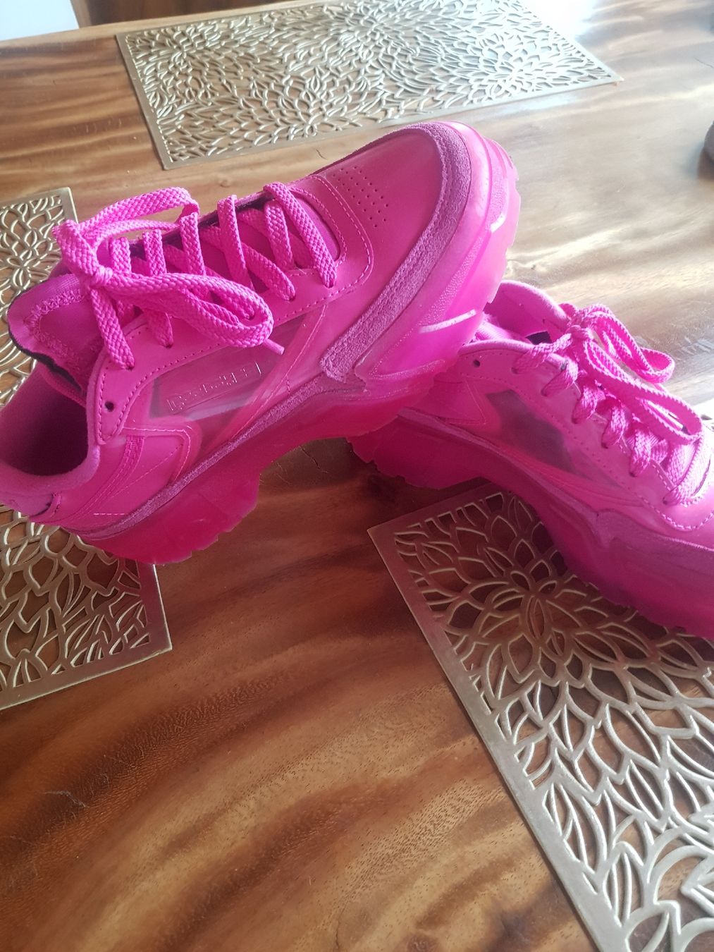 Scarpe da donna: Reebok Cardi B Pink Sneakers – Nuovo (secondo la descrizione) da Opfikon venduto da Annanet 6