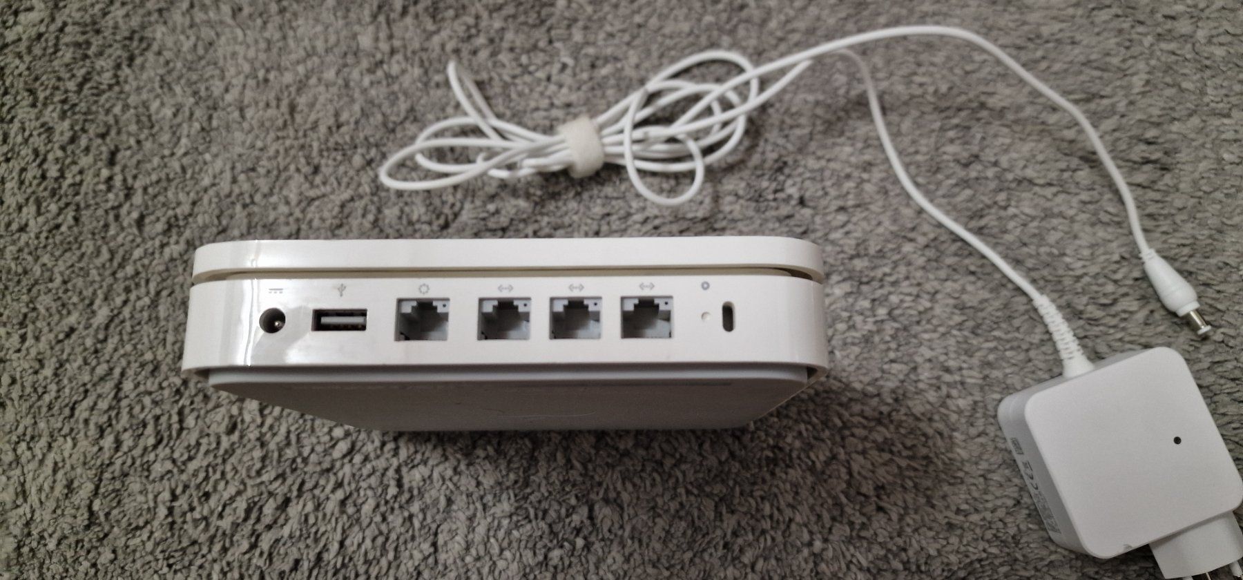 Apple Modems & Router: Apple Airport Extreme Base Station A1408 – Gebraucht aus Gerlafingen von dulifuli 2